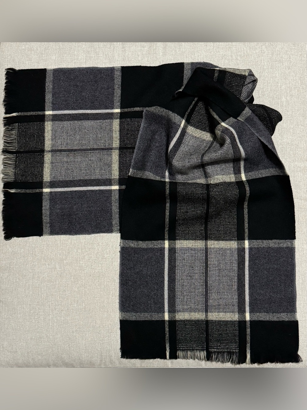 Vintage “Magic Weave by Superba” Scarf-Wool Blend-Black & White Plaid-EUC